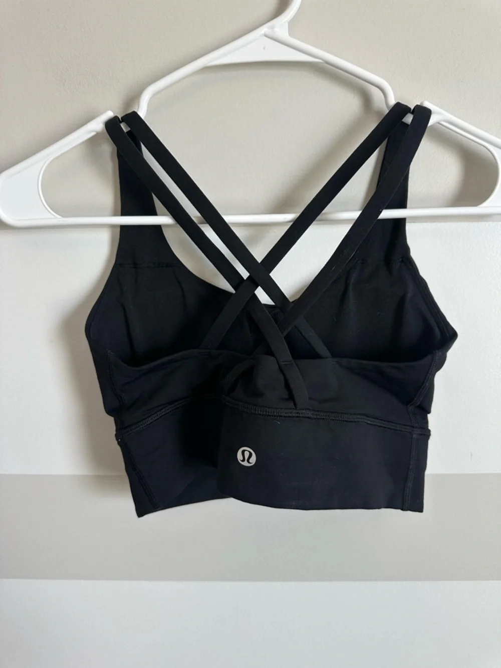 sold 
Lululemon Energy Bra Black size 4 - Picture 5 of 5